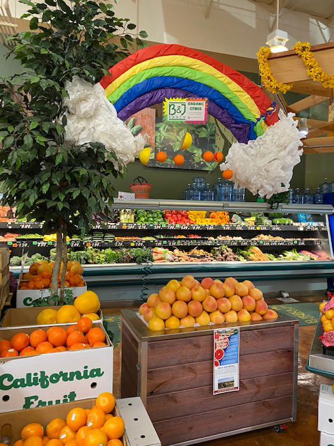 B&J Ranch Citrus Display Contest Winners - Veritable Vegetable