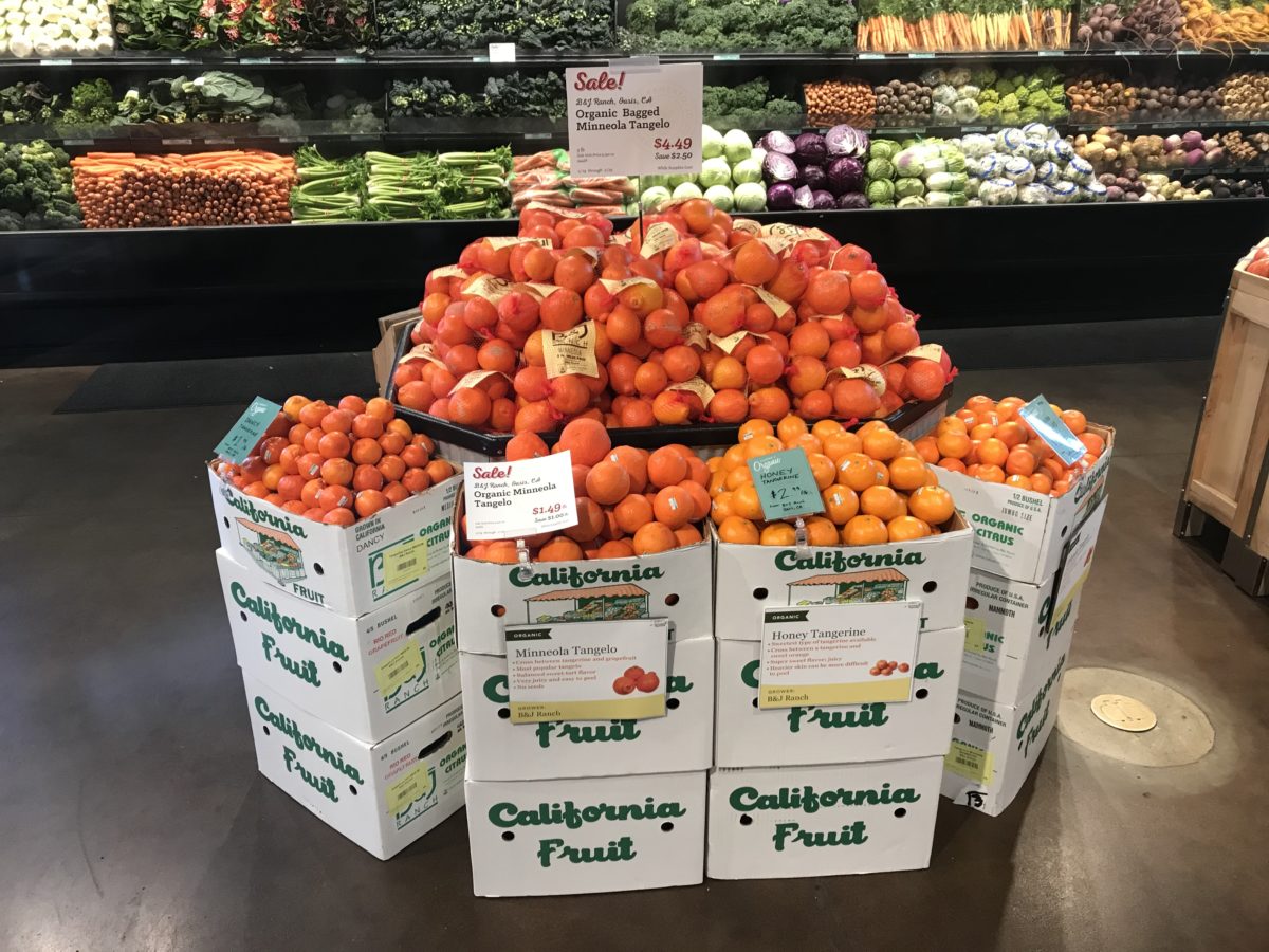 B&J Ranch Citrus Display Contest Winners - Veritable Vegetable